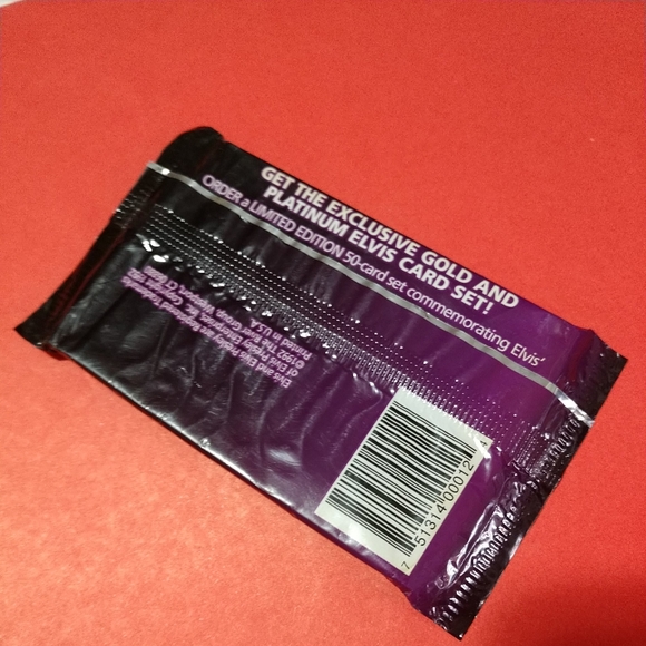 💖Elvis Presley Collection Series One 1992 Pack of 12 Cards Factory Sealed New - Picture 3 of 4